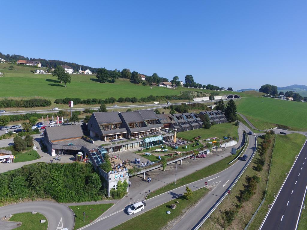 Motel De La Gruyere Restoroute Avry-devant-Pont Buitenkant foto